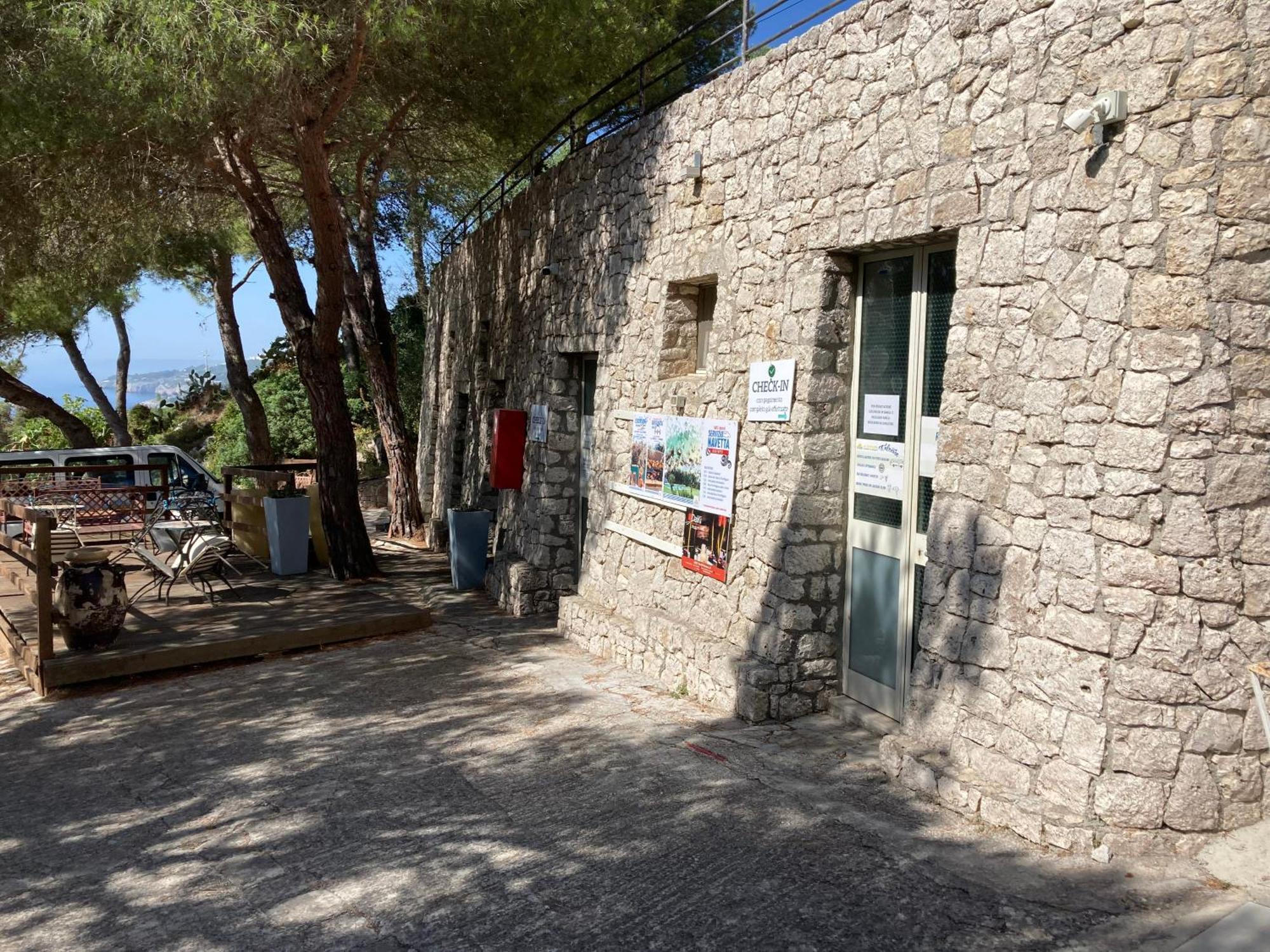 La Scogliera - Maeva Vacansoleil Campsite