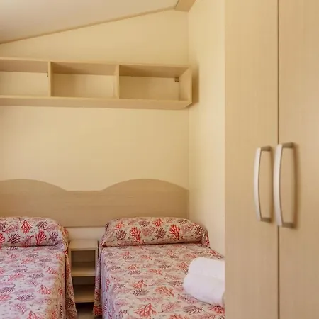Camping La Scogliera - Maeva Vacansoleil Castro  Buitenkant foto
